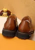 Manlig varum￤rke Formell kl￤nningskor Mens ￤kta l￤der aff￤rsbr￶llop formella l￤genheter handgjorda bekv￤ma loafers storlek 38-45