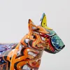 التماثيل الفنية الإبداعية الملونة ثور الثور الصغير راتنج اللغة الإنجليزية الصغيرة الكلب الحرف ديكور المنزل الحديثة سطح المكتب البسيط CRA9295302