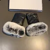 CH Luvas de Designer Luvas de couro Ladies Sheepskin Rabbit Fur Mitten Winter para mulheres Réplica oficial Counter Quality Tamanho Europeu T0P Qualidade 007