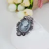 Çiçek Çerçeve Kristal Lady Head Portre Broş Pin Moda İş Takımı Üstler Korsage Rhinestone Broşlar Moda Takı Hediyesi