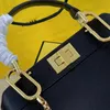 Kadın Çanta Tote Çanta Zinciri Crossbody Omuz Çantaları Hakiki Deri Çıkarılabilir Askı Katı Altın Metal Renk En Kaliteli Cüzdan Çanta Çanta