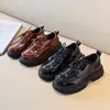Sneakers dziewcząt chłopcy skórzane buty solidny czarny dzieciak wiosenny jesień niemowlęta casual School British Style Children for Show 220928