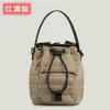 HBP Bolsas Down Cotton Bucket Nicho de mujer Nylon Ling Lattice Cordón Bolsa de hombro Otoño e invierno Bolso arrugado 220803