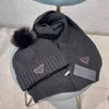 2022 Designer Hats Scarves Glyes Set For Men Womens 3 Colors Winter Autumn Warm Hat Scarf Set Luxurys Fited Hat P Letter 22092807