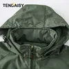 Męskie kurtki dla mężczyzn kurtka wodoodporne płaszcze oddychające do kempingu turystyki na świeżym powietrzu sporty wspinaczkowe Trekking Windbreaker Travel Spring Autumn 2022 NOWOŚĆ T220926