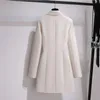 Trenchockar Fashion Trench Coat Dress Women 2022 Ny Spring Autumn Windbreaker Coat Female Overdimensionerad 4xl svart vit bälte blazer vintage y2209