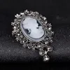 Retro Photo Frame Head Portrait Brooch Pin Fashion Business Suit Tops Corsage Rhinestone Brooches Fashion Jewelry Gift
