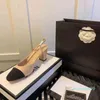 Diseñador -Zapatos de vestir Pequeña fragancia Boca ligera Zapatos individuales Mujer 2022 Color a juego Tacón grueso francés Baotou Atrás Tacones altos