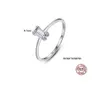 L'anello squisito delle donne europee di temperamento dei monili d'argento dell'anello di zircone lucido S925 di disegno minimalista invia il regalo