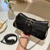 Bolso de hombro Babag Nuevos bolsos de diseñador Lindsay Mujeres Negro Motocicleta Bolsa de axila Bolso Cuadrado Vintage Crossbody Bolsa de asas Monedero 220928