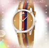 Premium Bee Amantes de las mujeres Reloj Moda Reloj casual Cinturón de cuero Movimiento de cuarzo de lujo Energías de batería Relojes de pulsera clásicos nobles y elegantes