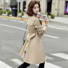 Trench Coats Windbreaker Winds Feminino Menção Média 2022 Fall Novo estilo britânico Popular Coat Jacket Trend Y2209