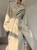 Damesleer Faux Lautaro Lente herfst Lange trench jas voor dames riem dubbele borsten luxe elegante mode 220928