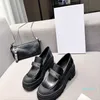 Chaussures habillées de luxe série Chaopai marque style britannique petite boucle en métal en cuir semelle épaisse chaussures Lefu concepteur