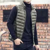 Masculino de parkas fgkks da marca de moda masculino colapso casacos de inverno casual sem mangas leves de pato casacos de colete masculino 220928