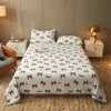 New office thickenedtbedding coral flannel nap blanket cartoon cover leg air conditioning blanket