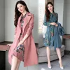 Trench Coats Clearance Frühlingsdamen Kleid Anzüge für Büro tragen lange Trenchcoat und Knie Länge Kleid 2 Stück Set Frauen formelle Kleideranzug y2209