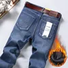 Mens Jeans Classic Regular Fit Fleece Business Fashion Loose Stretch Pants Mane Brand Plus Velvet vadderade varma byxor 220928