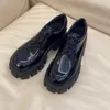 Mode Monolith Loafers Skor Dam Sneakers i borstad läder Snörning Mockasin Lug Sula Chunky Sula Plattform Skor Komfort Promenad EU35-40