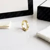Nya designband ringar män kvinnor par ringstjärna bokstäver ringer klassiska lyxdesigner smycken1523135
