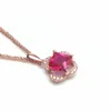 Łańcuchy 585 Purple złoty plisowany 14 -karatowy Rose Inkrustowany Ruby Geometryczny Naszyjnik dla kobiet Klasyczny wisiorek biżuterii ślubnej