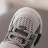 Sneakers capsella barn sportskor vårlägenheter för pojkar flickor mjuk botten andas 1-6 år barn utomhus casual 21-30 220928