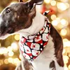 크리스마스 인쇄 된 애완견 개 삼각형 턱받이 칼라 산타 클로스 눈송이 패턴 강아지 애완 동물 반나 사슴 벨 애완 동물 액세서리 스카프 BH7649 TQQ