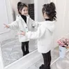 Cappotto autunno ragazze con cappuccio eleganti giacche per bambina e spessi e caldi capispalla per bambini 220927