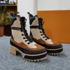 Black Platform Desert Boots Women Treaded Gummi Sole Boot Fashion Motorcykelst￶vlar Sued L￤der Travel Casual With Wrap Around Leather Laces