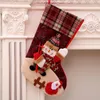 Juldekorationer 1st Strumpa klassiska stora strumpor Santa Snowman Reindeer Xmas för familjesemesterfest