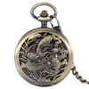 Montres de poche exquises poissons rouges gravés montre mécanique rétro Bronze/argent pendentif remontage à la main horloge Antique cadeaux hommes femmes