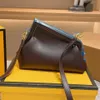 Umhängetaschen Hochwertige Designer-Handtaschen 2021 Schnalle einzelne Umhängetasche Leder klassische Mode Damen Hand Messenger Bags Frauen