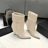 Botas de diseñador de lujo para mujer, botas de gamuza suave con cremallera lateral, zapatos de tacón alto a la moda para mujer, suela de cuero, tamaño 35-40