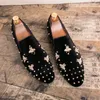 Mokasyny mężczyźni British Buty Solidny kolor veet retro wykwintne nity pedałowy biznes mody Casual Wedding Night Club Dail E5fa