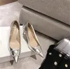 Chaussures habillées pour femmes chaussures à talons hauts sandales de mariage chaussures pompes mode cuir véritable femme classique fête dames pointu boucle en métal bouche peu profonde