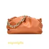 Сумка для дизайнеров для вашной сумки YD Bottegss Women Wenetss Clutch Sacks маленькая сумка женщин 2023 Новая корейская мода толстая цепь одна