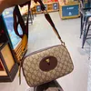 Fabryka hurtowa 2023 CAMARA Crossbody Bag Neo Vintage Tiger Head Ramper Bags Mężczyźni Mężczyźni Kobiet mody kamera torebki Projektowanie torebki z paskiem