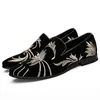 로퍼 영국 신발 남자 흑인 인공 스웨이드 복고풍 절묘한 자수 슬립 온 패션 사업 캐주얼 웨딩 nigh 8def
