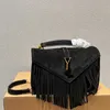 Сумка через плечо Ysbag Новые дизайнерские сумки Осень-зима Кисточка-цепочка-мессенджер Винтажная сумка Женская сумка с клапаном Сумки через плечо Кошелек 220929i