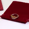 Högkvalitativ rostfritt stål Trinity Series Ring Tricolor 18K Gold Plated Band Vintage Jewelry Three Rings och Three Colors Fashio248o