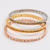 Chiffres romains Bracelet Designer de luxe Bracelets Titane Acier Or belcher Argent diamant charme Amour Bracelets pour Femme Hommes Bijoux