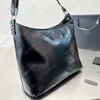 Moda tote çantaları yüksek deri omuz çantası büyük kapasiteli çanta okul crossbody en iyi tasarımcılar klasik çanta alışveriş kılıfları kadınlar çapraz vücut siyah seyahat
