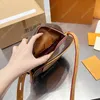 Toppdesigners Crossbody Circular Leather Shoulder Bags Vintage Cross Body Party Women Letters Classic Walls Zipper Handväskor Fashion Casual Mini Handväska