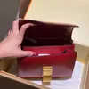 7A Le nouveau top designer marque luxe femmes petit sac carré en cuir véritable épaule messager postier bandoulière selle tofu sac rétro classique mode baguette