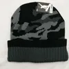 New Fashion Camouflage Hat Cappelli lavorati a maglia ispessiti Cappellino in lana calda ZZB15857