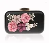 أكياس مسائية 2022 حقيبة White Women's Pu Handbag Clutch Flowers Bride Party Fashion Counder Counder Chinese