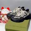 Designer Rhyton Sapatos Bege Men Treinadores vintage Chaussures de luxo Shoe Shoe Sneakers Wave Mouth Sneaker
