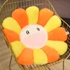 Novo travesseiro decorativo kawaii sorriso solar brinquedos de pelúcia de flores de corpo macio de boneca de gato de gato de gato de pet home pillow home Car decor adult gi2751
