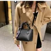 HBP Shoulder Bags Popular 2022 New Women's Messenger Portable Bucket Bag Shopping Wallet Card Holder