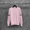 Yeni TB Thom Sweater Autunm Kış Moda Marka Giyim Pamuk Kol Bandı Çizgisi Crewneck Pembe Pembe